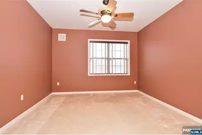 10123 Warrens Way, Wanaque, NJ 07465 - Photo 14