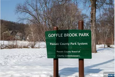 160 3rd Avenue, Hawthorne, NJ 07506 - Photo 36