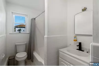 403 B Essex A #A, Hackensack, NJ 07601 - Photo 12