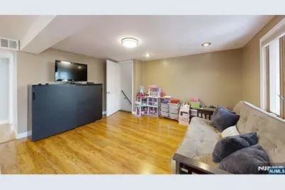 12 Truman Road, North Arlington, NJ 07031 - Photo 6