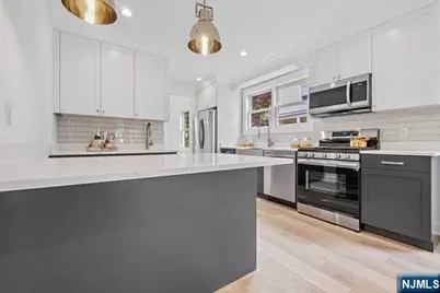 150 Union Street, Ridgewood, NJ 07450 - Photo 8