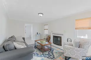 365 Rockledge Pl, Teaneck Township, NJ 07666 - Photo 12