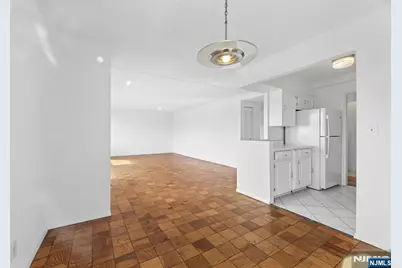 1600 Center Avenue 12F #12F, Fort Lee, NJ 07024 - Photo 6