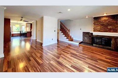 107 Roosevelt Place, Palisades Park, NJ 07650 - Photo 4