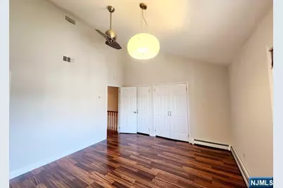 107 Roosevelt Place, Palisades Park, NJ 07650 - Photo 16