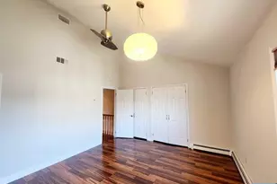 107 Roosevelt Pl, Palisades Park, NJ 07650 - Photo 16