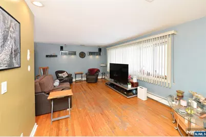 454 E Ridgewood Avenue, Paramus, NJ 07652 - Photo 8