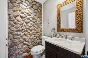 138 Chestnut Ridge Rd, Saddle River, NJ 07458 - Photo 4