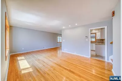 23 Smith Court, Closter, NJ 07624 - Photo 6