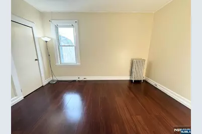 137 Watchung Avenue 2 #2, West Orange Township, NJ 07052 - Photo 4