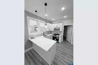 47 Aldine Street, Newark, NJ 07112 - Photo 6