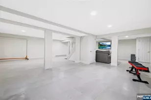 15 Kings Ct, Woodcliff Lake, NJ 07677 - Photo 32