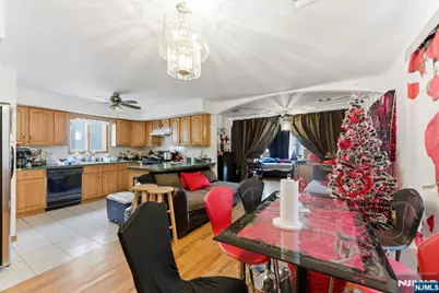 597 5th Street, Newark, NJ 07107 - Photo 10