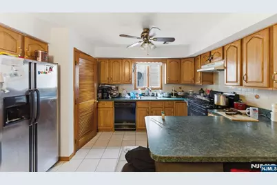 597 5th Street, Newark, NJ 07107 - Photo 12