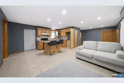 597 5th Street, Newark, NJ 07107 - Photo 36