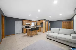 597 5th St, Newark, NJ 07107 - Photo 36