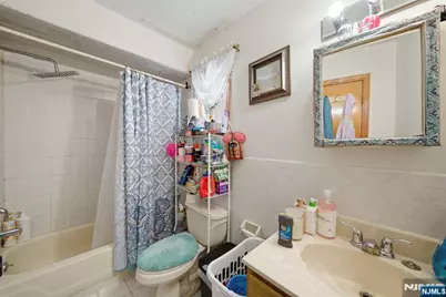 597 5th Street, Newark, NJ 07107 - Photo 28