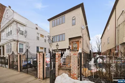 597 5th Street, Newark, NJ 07107 - Photo 44