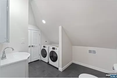 826 George Street 2nd Floor #2nd Floor, Plainfield, NJ 07062 - Photo 22