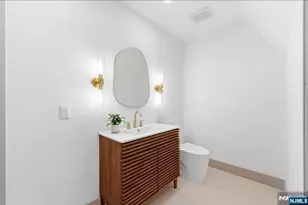 221 Clerk Street 2, Jersey City, NJ 07305 - Photo 10