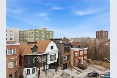 221 Clerk Street 2 #2, Jersey City, NJ 07305 - Photo 16