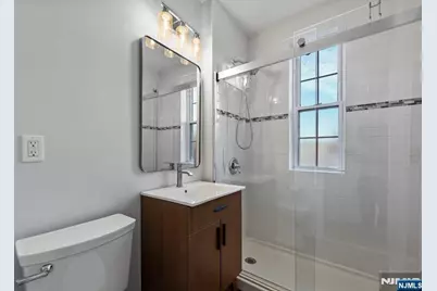 275 Engle Street F3 #F3, Englewood, NJ 07631 - Photo 2