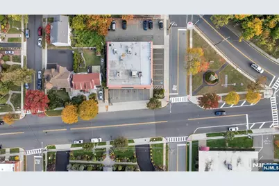 824 Broad Avenue, Ridgefield, NJ 07657 - Photo 18