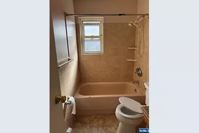 2-18 Virginia Drive B #B, Fair Lawn, NJ 07410 - Photo 10