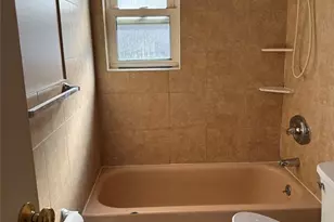 2-18 Virginia Dr B, Fair Lawn, NJ 07410 - Photo 10