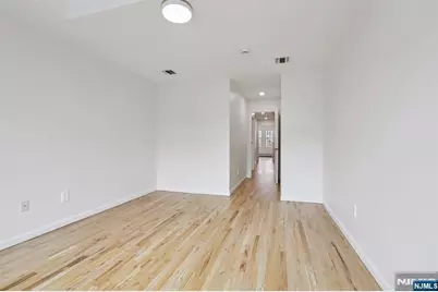 1561 Anderson Avenue, Fort Lee, NJ 07024 - Photo 18