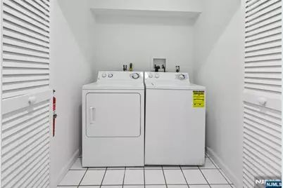 1561 Anderson Avenue, Fort Lee, NJ 07024 - Photo 30