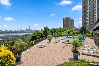 300 Gorge Road 57 #57, Cliffside Park, NJ 07010 - Photo 28