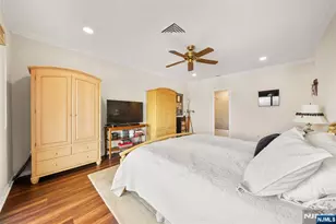 300 Gorge Road 57, Cliffside Park, NJ 07010 - Photo 18