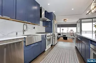 6 Horizon Road 2107, Fort Lee, NJ 07024 - Photo 10