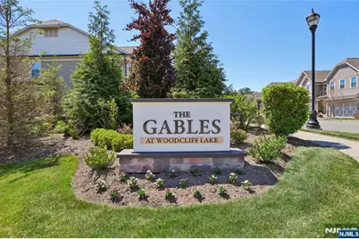 10 Winfield Drive 602 #602, Woodcliff Lake, NJ 07677 - Photo 2
