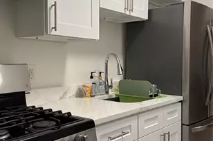 3071 Edwin 2B, Fort Lee, NJ 07024 - Photo 8