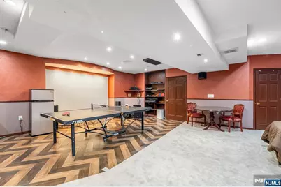 238 Park Avenue, Teaneck Township, NJ 07666 - Photo 32