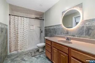 238 Park Ave, Teaneck Township, NJ 07666 - Photo 16