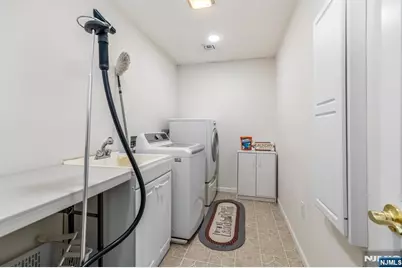 238 Park Avenue, Teaneck Township, NJ 07666 - Photo 22