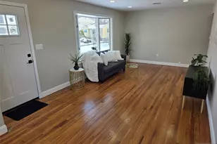 351 Woodcrest Pl, Saddle Brook Township, NJ 07663 - Photo 4