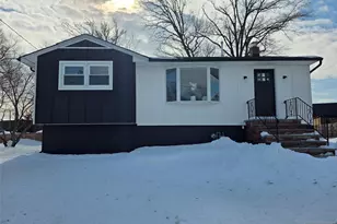 351 Woodcrest Pl, Saddle Brook Township, NJ 07663 - Photo 2