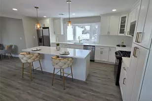 351 Woodcrest Pl, Saddle Brook Township, NJ 07663 - Photo 10