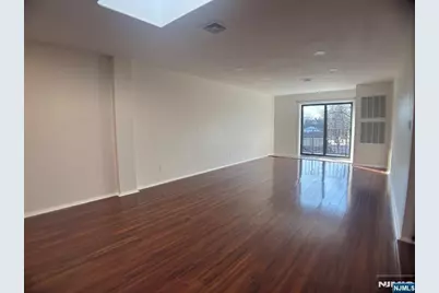 99 Teaneck Road 313 #313, Ridgefield Park, NJ 07660 - Photo 8