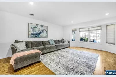 386A Park Avenue, Fairview, NJ 07022 - Photo 6