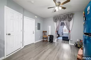 527 Cary St, Orange, NJ 07050 - Photo 22