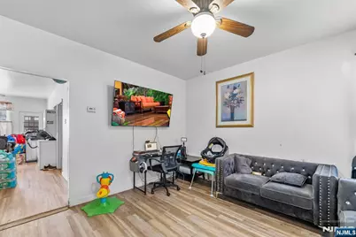 206 N 6th Street, Prospect Park, NJ 07508 - Photo 22