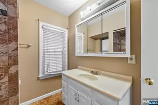 206 N 6th St, Prospect Park, NJ 07508 - Photo 12