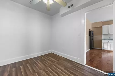 206 N 6th Street, Prospect Park, NJ 07508 - Photo 10