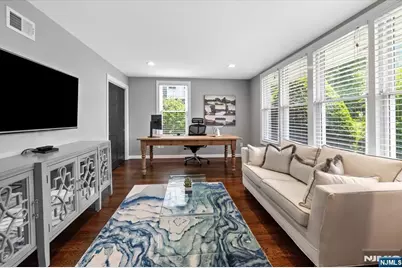 163 Godwin Avenue 1 #1, Ridgewood, NJ 07450 - Photo 8