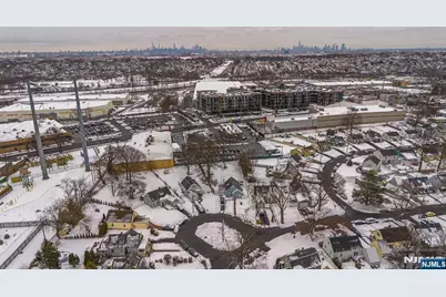 180 Beech Street, Belleville, NJ 07109 - Photo 30